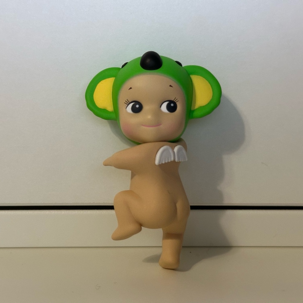 Sonny angel Koala Looking back hipper
